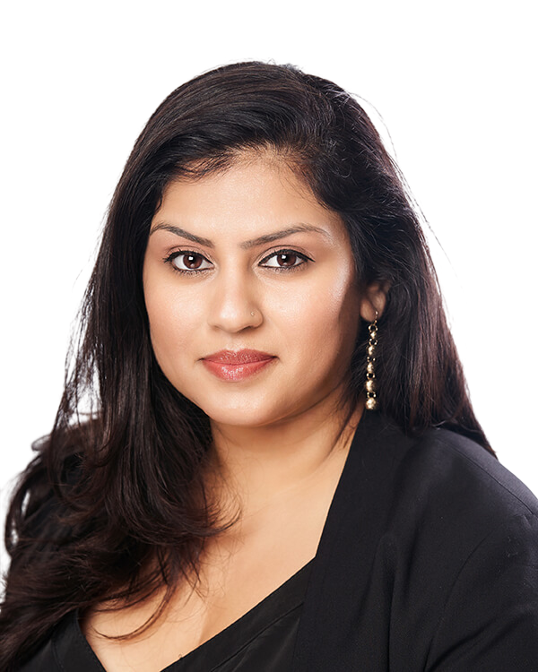 Nisha Bharadwa Headshot